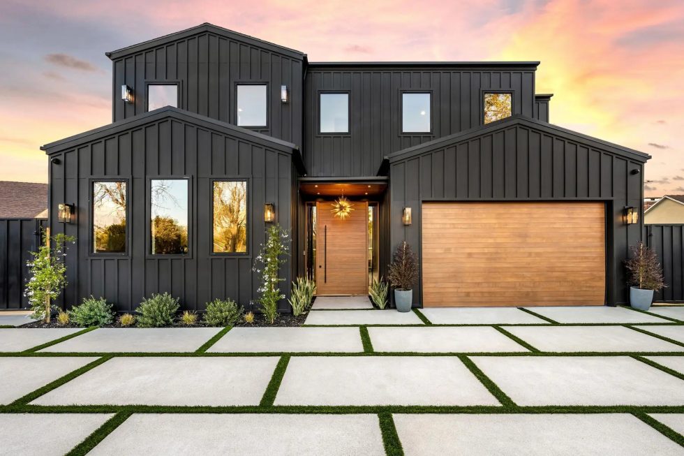 Faros Construction Services